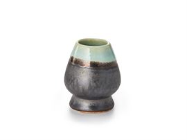 Matcha-Besenhalter "Raku" polnisches Steinzeug mit Reactive Glaze H 7 cm, Ø oben 2,4 cm, Ø unten 4,2 cm