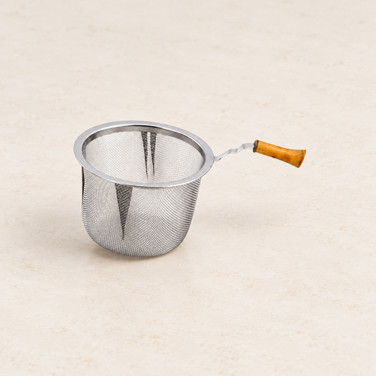 TEEMANDO Atelier – Tee Sieb mit Bambusgriff von Cha Cult, Edelstahl Ø ca. 7,2 cm