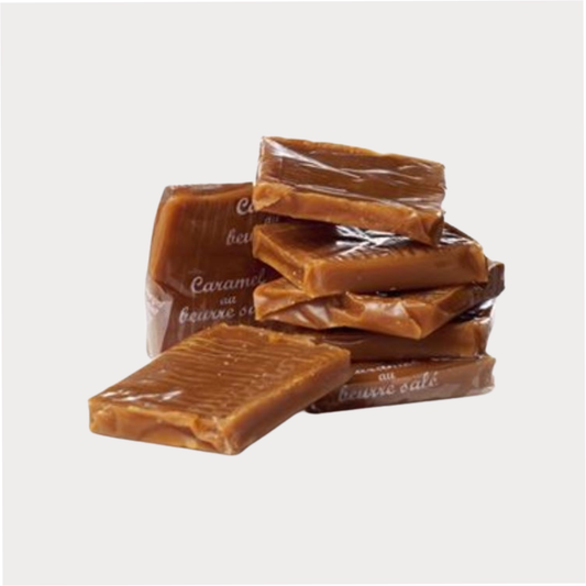 Karamellquadrate, gesalzen Karton
