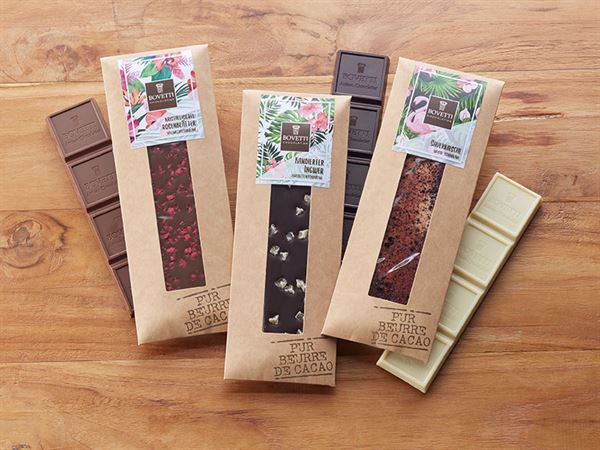 Tafelschokoladen, 50 Gramm, Mix II, 3-fach sortiert: Vollmilch mit Rosenblüten, weiße Schokoladen mit Sauerkirschen, Zartbitter mit Ingwer, 15 Tafeln