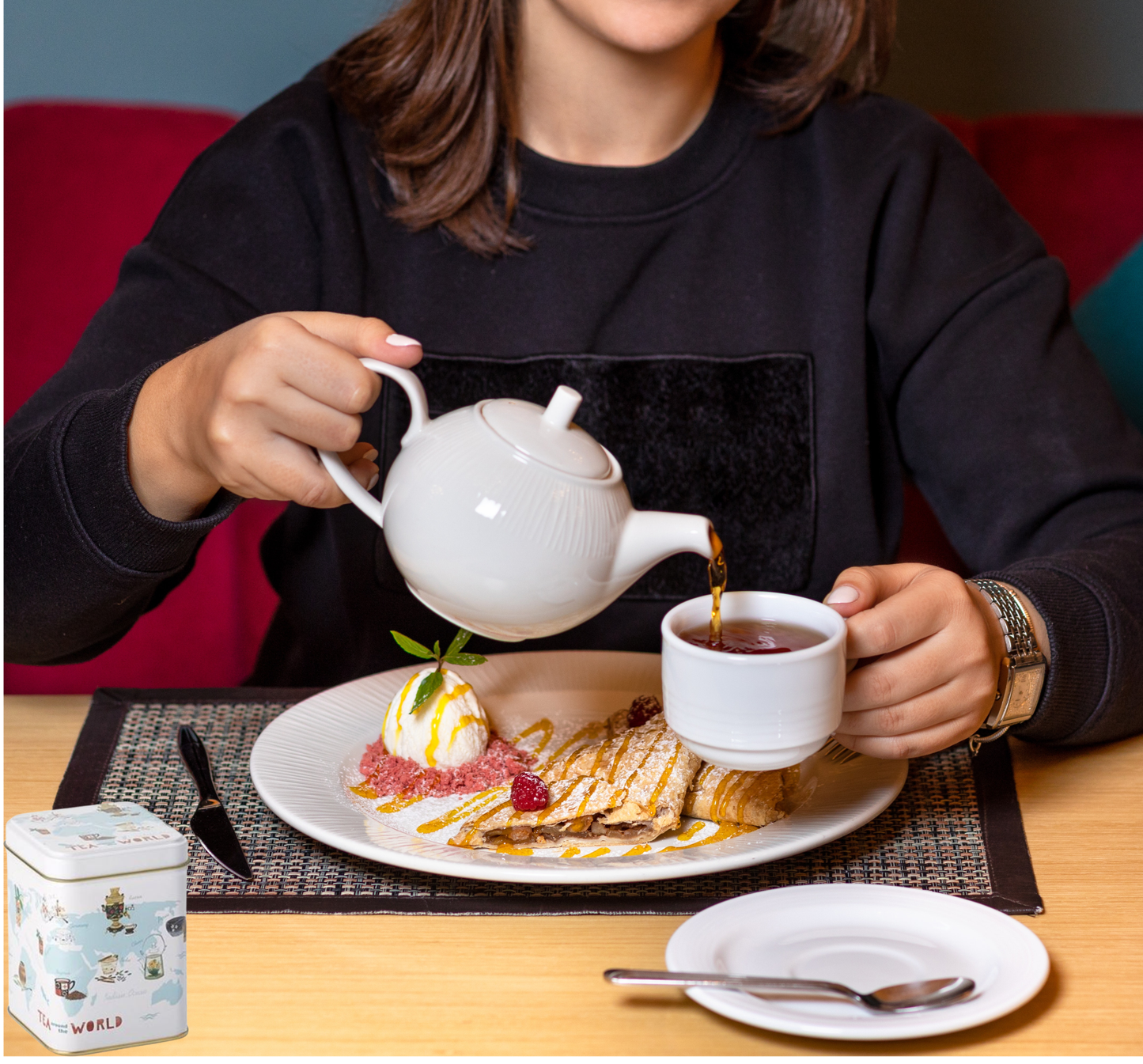Dose "Tea around the World" von Cha Cult, 100 g eckig, Stülpdeckel