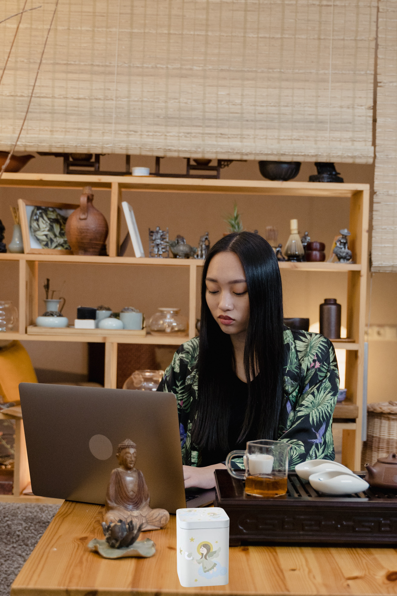 Dose "Angels" von Cha Cult, 100 g eckig, Stülpdeckel, Metallik-Effekt