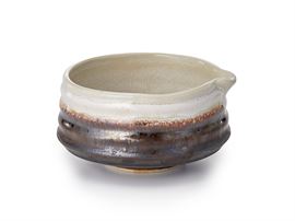 Matcha-Schale "Umeko" polnisches Steinzeug mit Reactive Glaze und Ausguss, 0,4 l