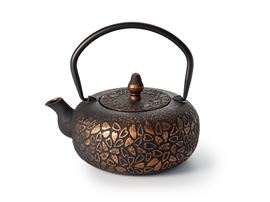 Kanne "Ningbo" Gusseisen, schwarz-gold mit Edelstahlsieb, 0,4 l, China H 13,5 cm, Ø 6 cm