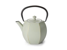 Kanne "Yingtao" Gusseisen, mint-gold mit Edelstahlsieb, 0,7 l H 15 cm, Ø 6,5 cm