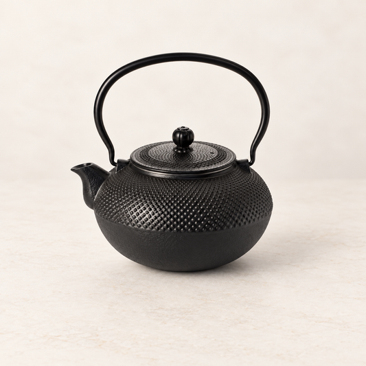 Kanne "Shanghai" Gusseisen, schwarz, 1,5 l – TEEMANDO Atelier