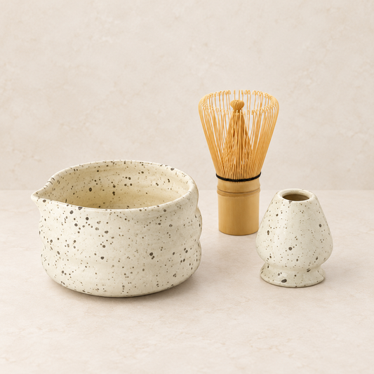 Matcha-Set "Miaka" 3-teilig mit Schale, Bambusbesen und Besenhalter