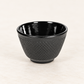Cup Yunnan aus schwarzem Gusseisen – TEEMANDO Atelierbild