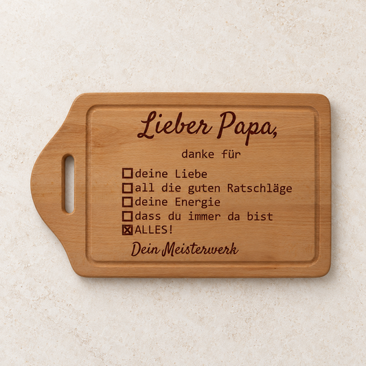 Individuelles Vatertags Schneidbrett mit Wunschnamen graviert – TEEMANDO Atelier
