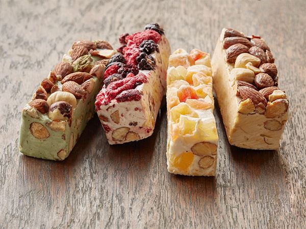 Soft Nougat, 50 Gramm Display, 4-fach sortiert Vanille, Waldfrucht, Exotic, Pistazie, 24 Stck.